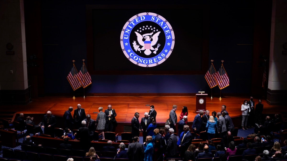 El Congreso prioriza la ayuda para Ucrania pese al estancamiento del proyecto 2