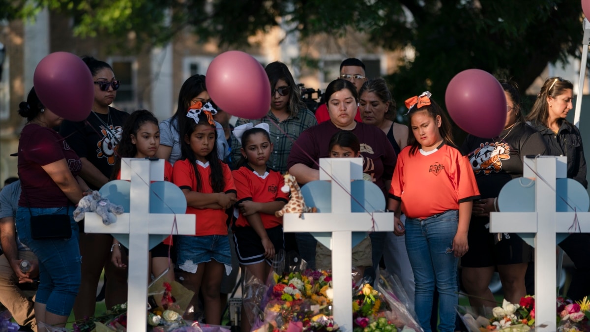 "No fue la decisión correcta": La policía esperó 45 minutos antes de actuar en Uvalde 2