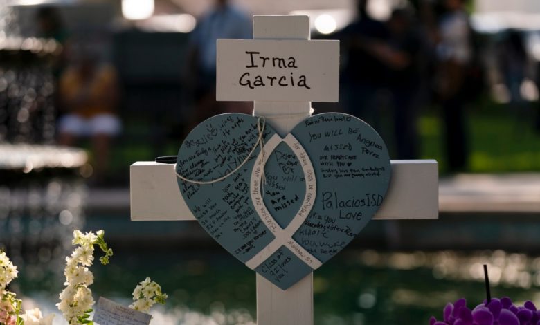 Policía: el atacante estuvo más de una hora en la escuela de Uvalde 1