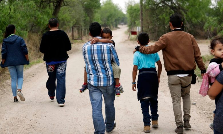 Un juez bloquea la decisión de la Administración Biden de suspender el Título 42 1