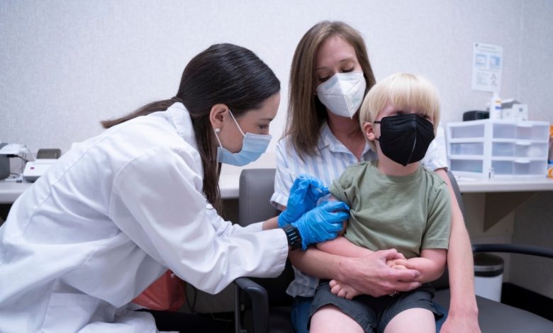 EEUU empieza a vacunar a los más pequeños contra el COVID-19 1