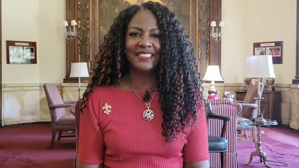La Alcaldesa Tishaura O. Jones comparte un mensaje en video para la comunidad hispana de St. Louis con motivo del Mes Nacional de la Herencia Hispana en St. Louis. En su video la Alcaldesa estima las contribuciones realizadas por hispanos en St. Louis, MO. 