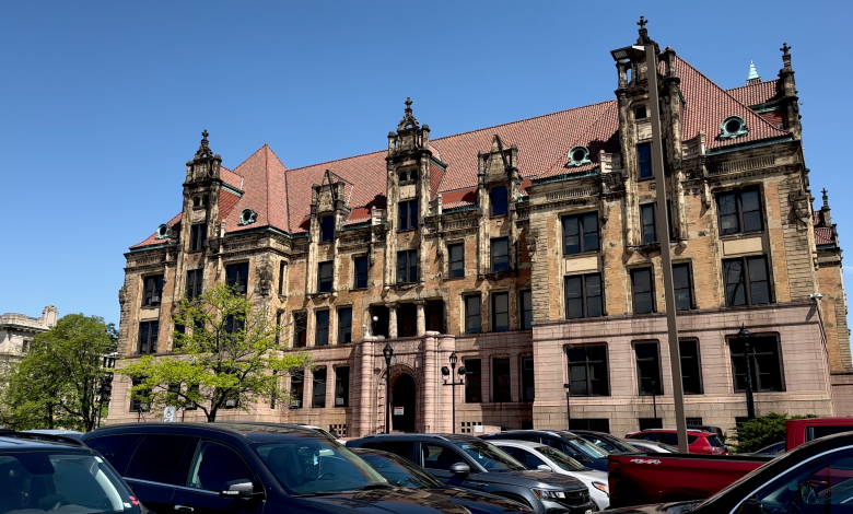St. Louis City Hall • Alcaldía de St. Louis, Missouri donde se alberga la concejalía y el despacho de la Alcalde. Foto: J.Klein