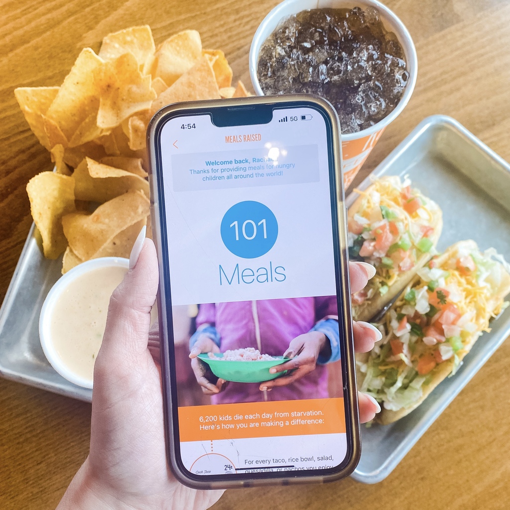 Cadena de taquerías lanza mega iniciativa para empacar 10 millones de porciones de comida 2