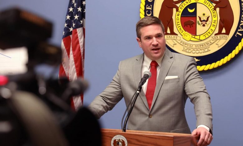 Juez prohíbe al fiscal general de Missouri acceder a datos médicos de pacientes transgénero 1