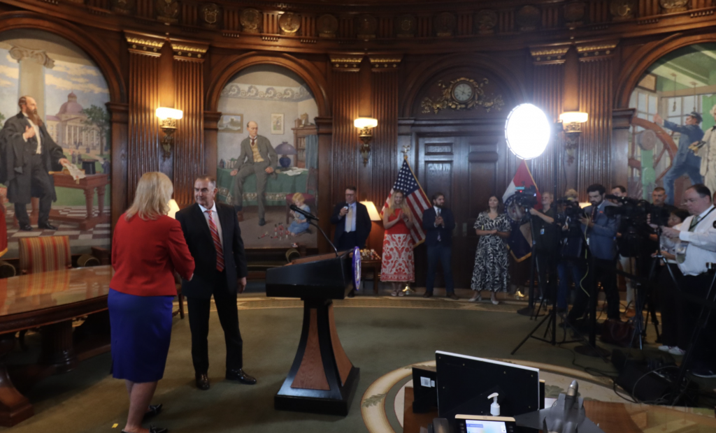 Catherine L. Hanaway nombrada primera fiscal general de Missouri 3