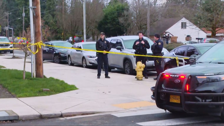 Dos heridos en tiroteo de agentes de la Patrulla Fronteriza en Portland; Oregon abre investigación 1