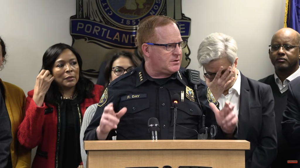 Dos heridos en tiroteo de agentes de la Patrulla Fronteriza en Portland; Oregon abre investigación 2