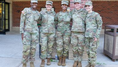 Mujeres componen una gran parte de nuestra fuerza militar - el 4 de Octubre un panel de mujeres veteranas compartirán sus experiencias de servicio en el Soldiers Memorial - DVIDS